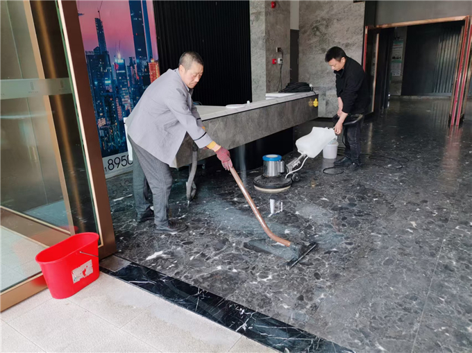 卓越伊景寓日常保洁